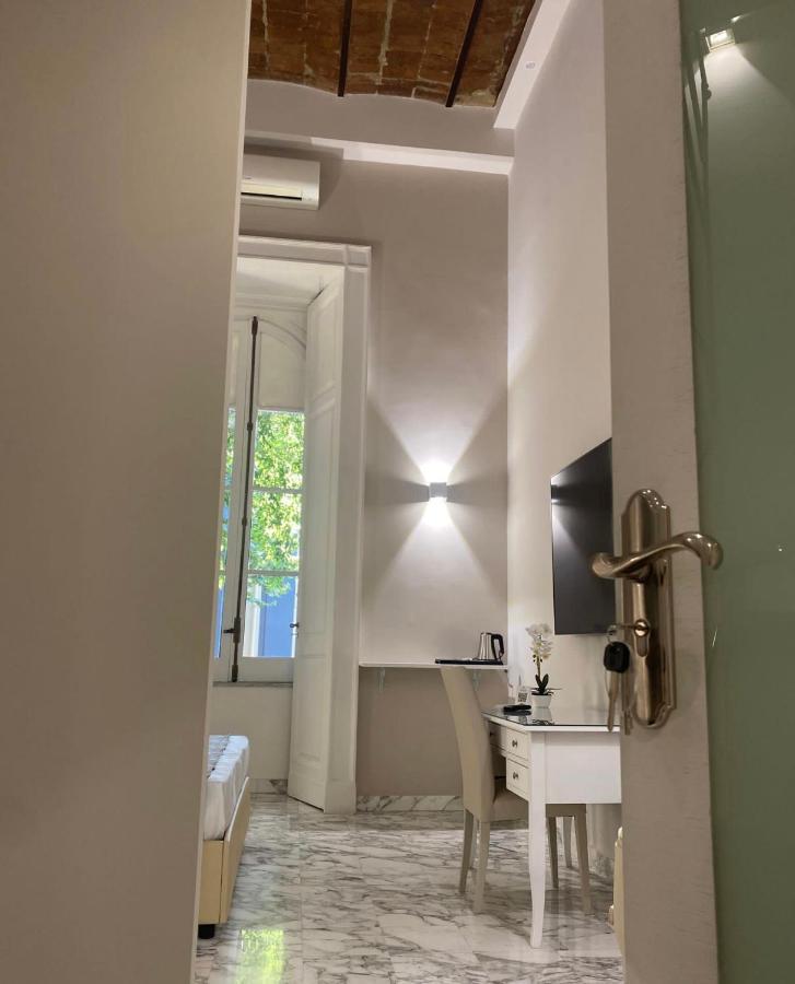 نابولي Miluar Luxury B&B - Vanvitelli المظهر الخارجي الصورة