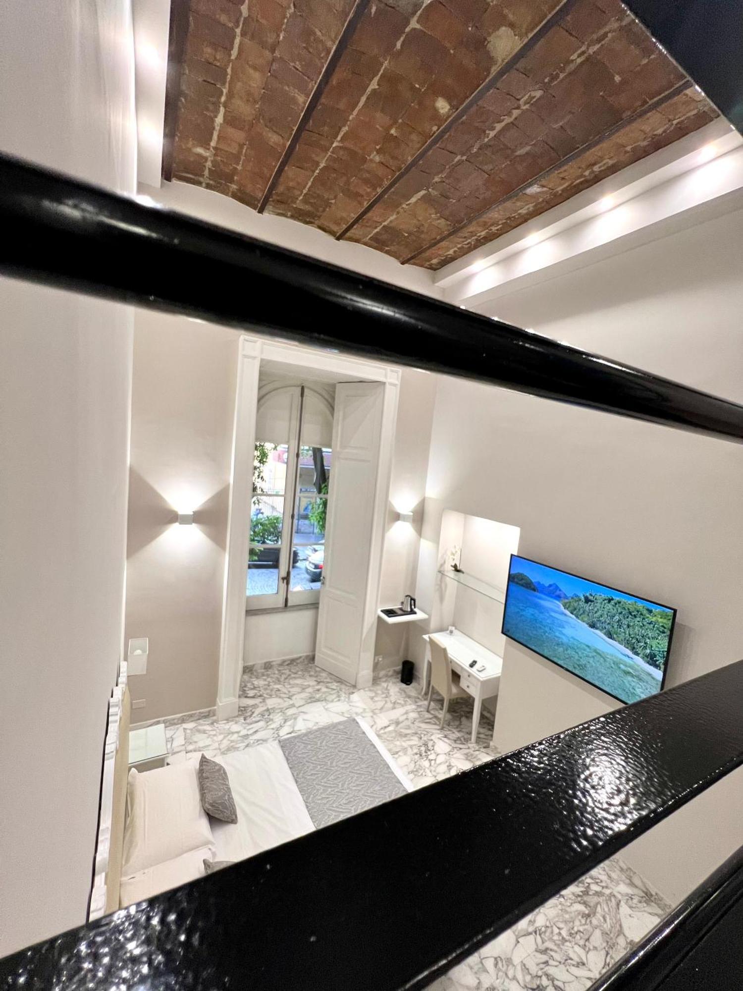 نابولي Miluar Luxury B&B - Vanvitelli المظهر الخارجي الصورة